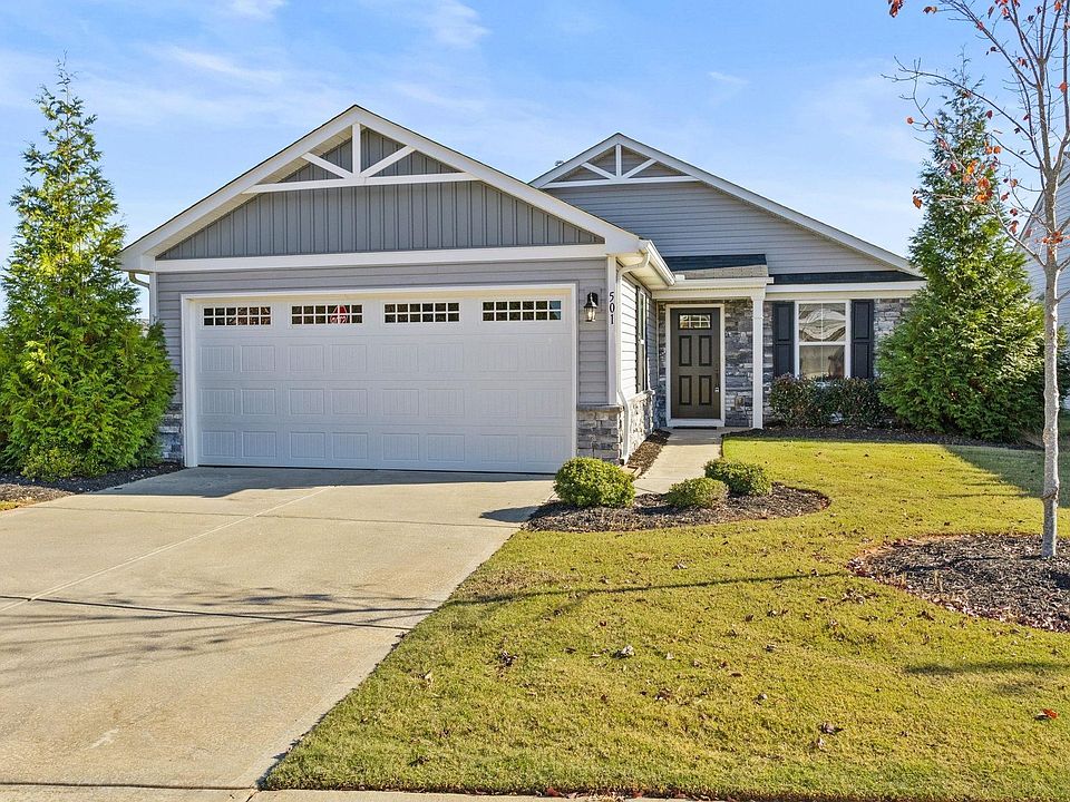 1st image of 501 Harwood Ct