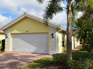 28951 Vermillion Ln, Bonita Springs, FL 34135