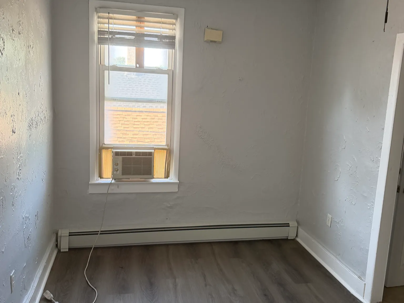 1 bed, 1101 sqft, $2,350 — Photo 1