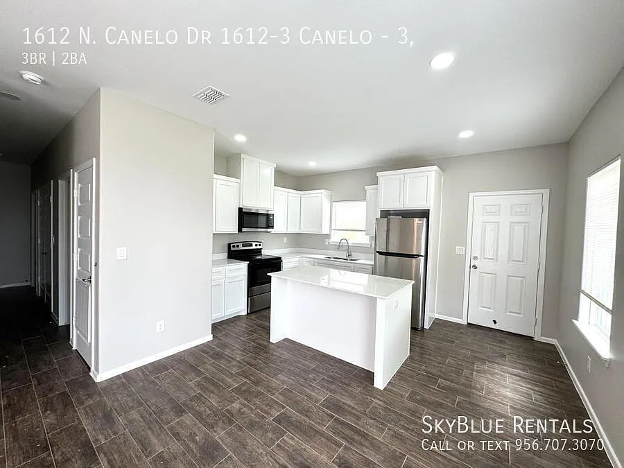 "Spacious 3-Bedroom Oasis with 2 Baths in the Heart of Edinburg!" — Photo 2