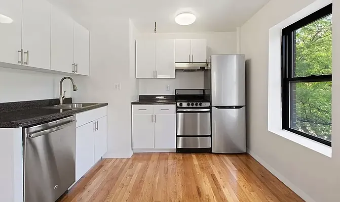 Rented by REAL New York | media 10