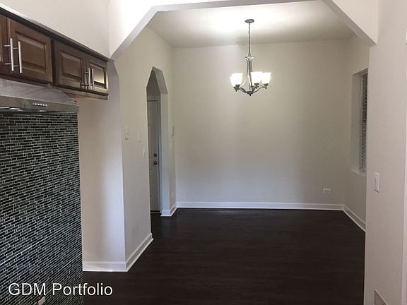 4th image of 3045 W Cortland St APT 2R