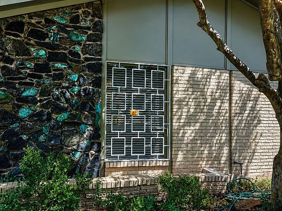 2nd image of 7149 Blairview Dr