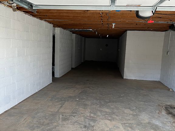 4th image of 505 Old Highway 33