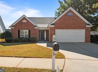 9 Bluegrass Pass, Newnan, GA 30263