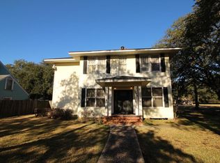 2449 Date St, Port Arthur, TX 77642