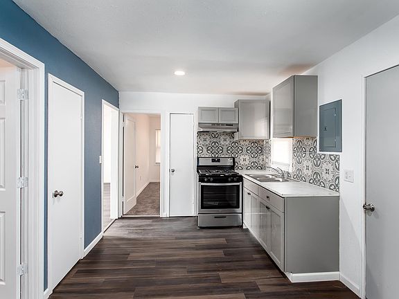 5th image of 965 E Lorena Ave