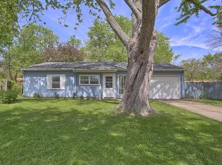 3 California Ct, Urbana, IL
