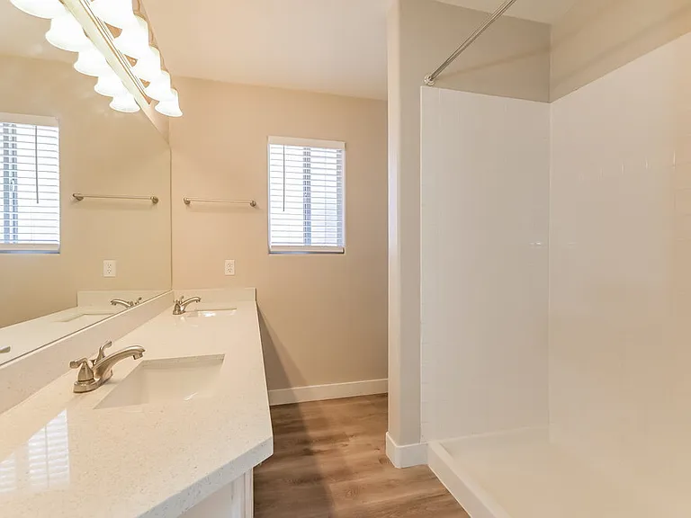 456 Palegold St — Photo 11