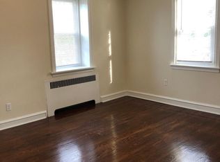 8328 Ridgeway St, Philadelphia, PA 19111