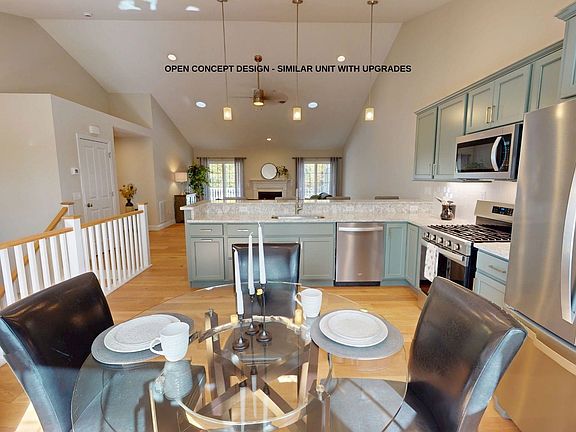 4th image of 61A Sunset Ridge #61A