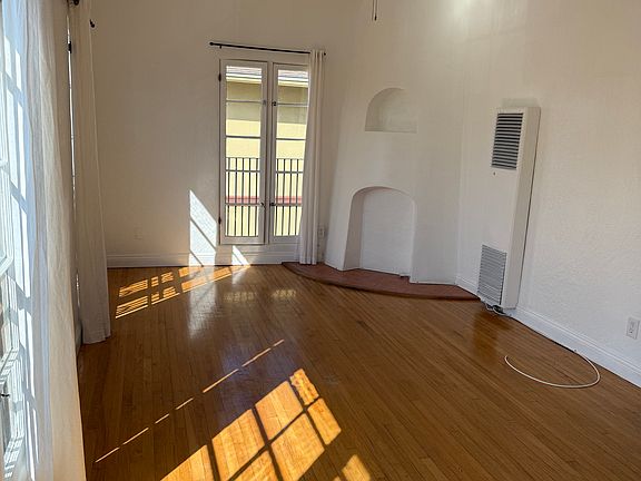 2nd image of 102 Pomona Ave APT D