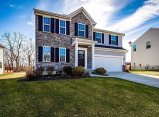8170 Valley Crossing Dr, Cincinnati, OH 45247