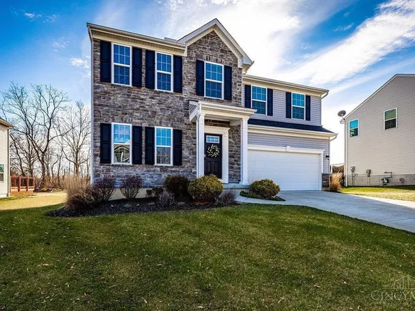 8170 Valley Crossing Dr, Cincinnati, OH 45247