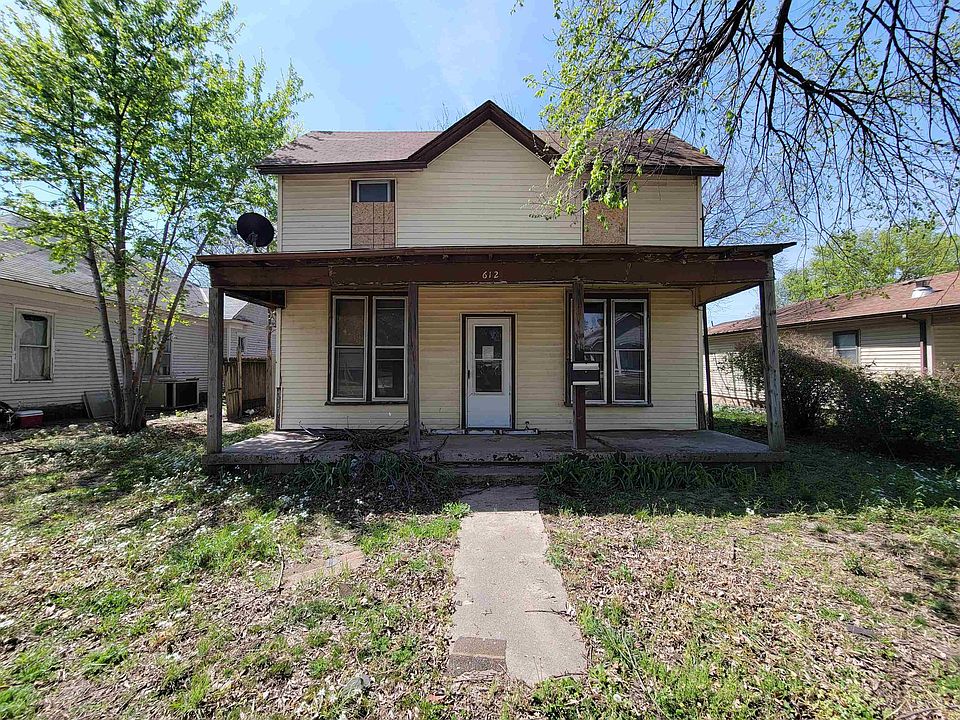 1st image of 612 N C St