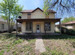 612 N C St, Wellington, KS 67152