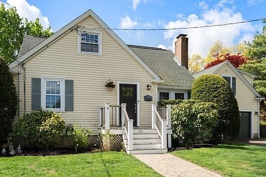 3rd image of 110 Falmouth Rd
