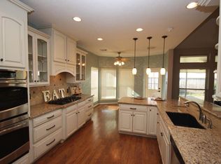 2116 Tower Bridge Rd, Pearland, TX 77581