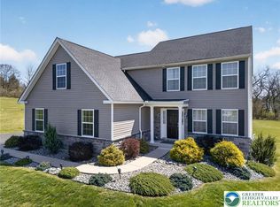 6223 Jenna Ct, Slatington, PA 18080