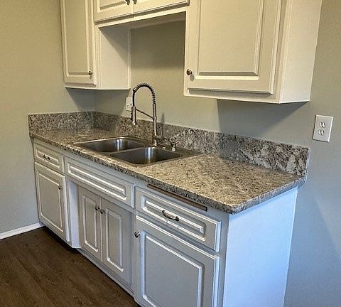 4th image of 11833 Old River School Rd #1B-1Ba-550Sqft