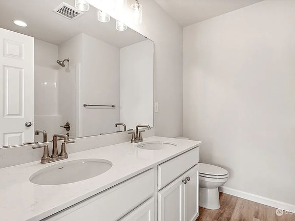 4th image of 10344 Batten Ln NW