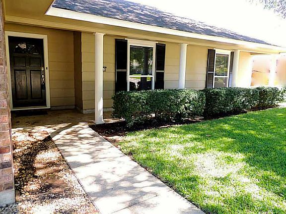 2nd image of 5343 Hollyhock Ln