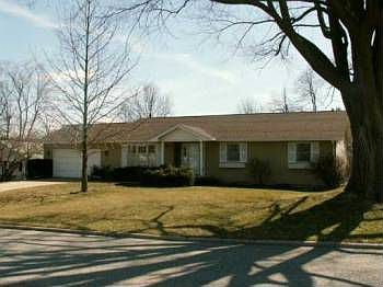 1st image of 1840 E Denslow Dr