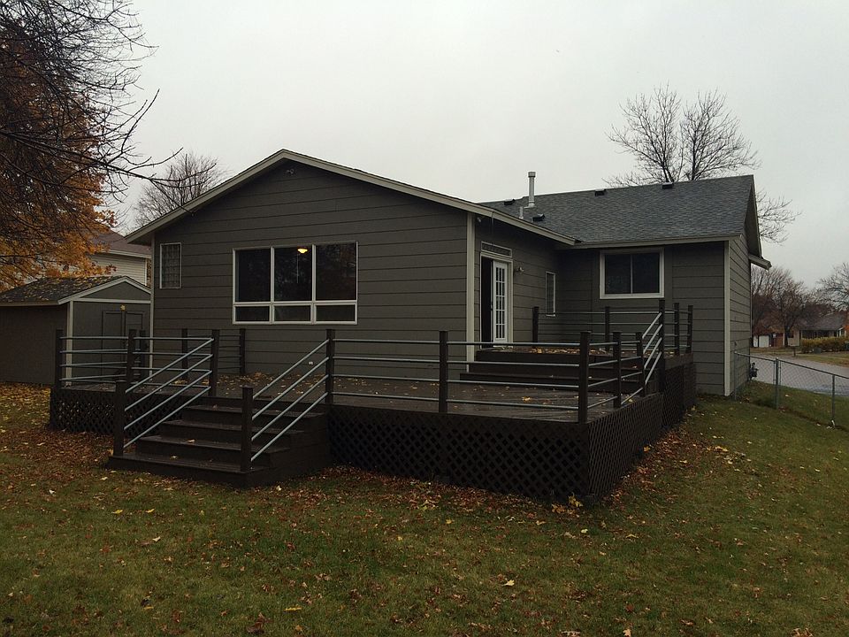 1st image of 805 E 143rd St