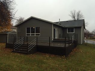 805 E 143rd St, Burnsville, MN 55337