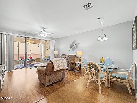 5th image of 1224 N Hillsboro Ave