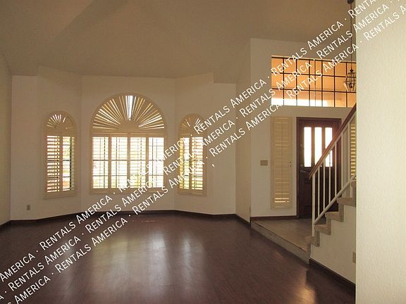 4th image of 6026 E Le Marche Ave