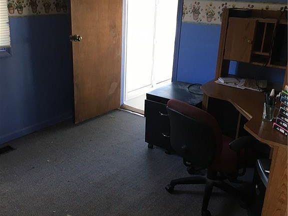 3rd image of 2585 Wurl St