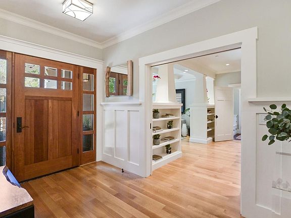 5th image of 19 Perry Ave