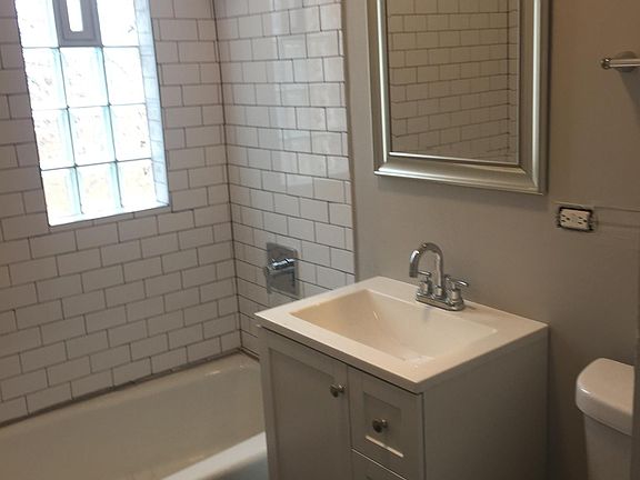 4th image of 1748 E 73rd St #1
