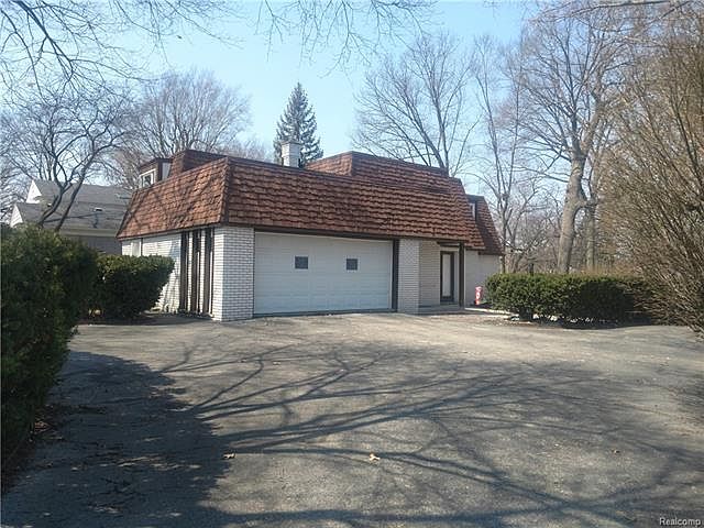 1st image of 23360 Bonair St