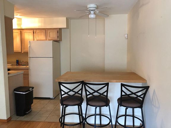 3rd image of 407 Maryland Ave