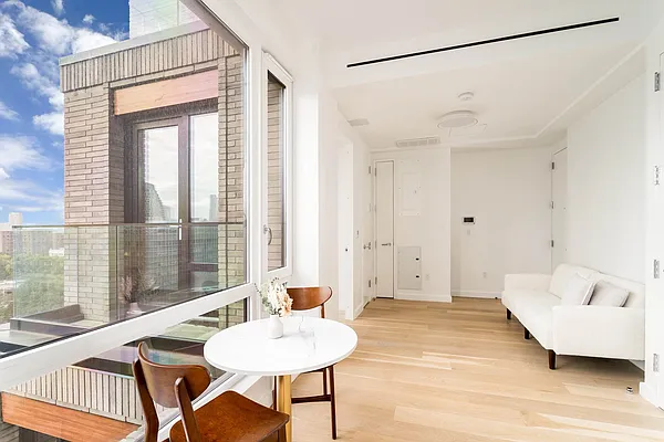 Rented by Doorway NYC, LLC | media 6