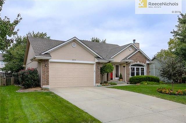 1st image of 1012 NE Kenwood Dr