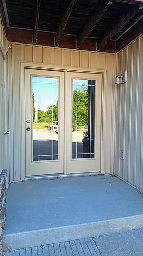 Collins Point Apartments Photo 1