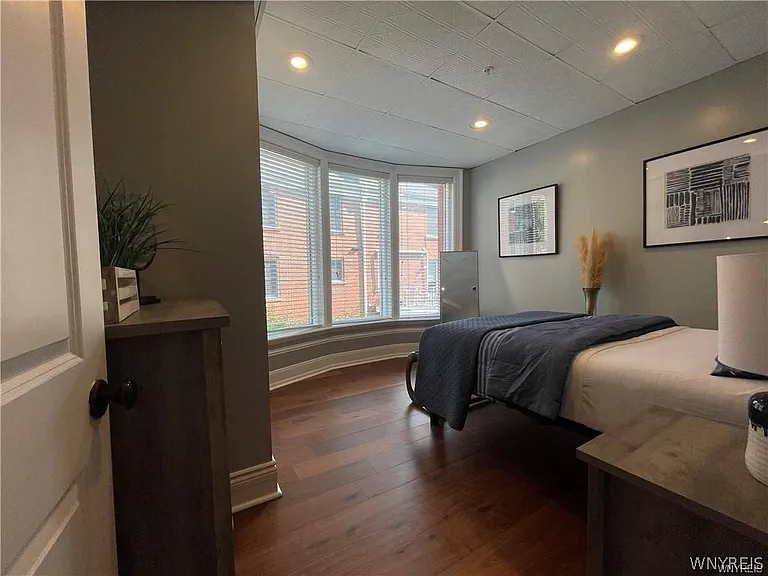 1115 Delaware Ave #1 — Photo 25