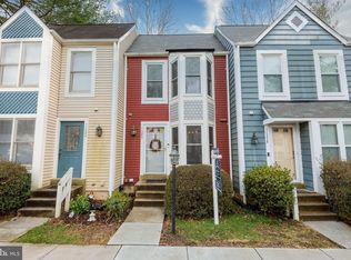 11280 Silentwood Ln, Reston, VA 20191