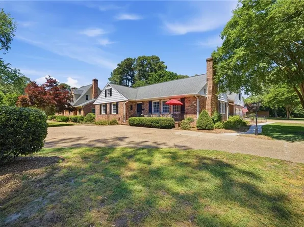 700 Riverside Dr, Newport News, VA 23606