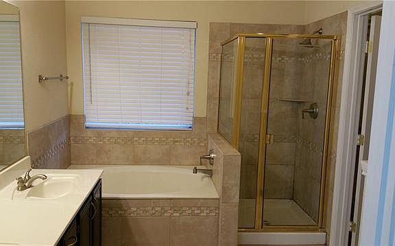 3rd image of 3002 Shannon Ln
