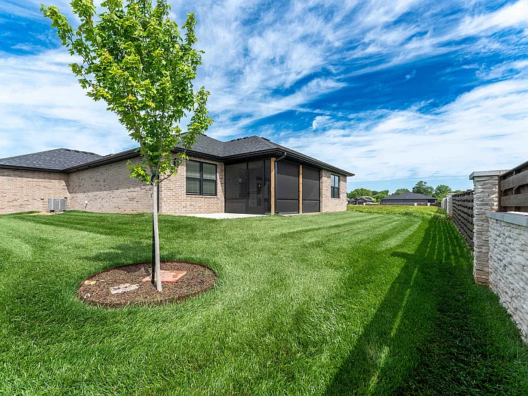 Villas at Anthony Park — Photo 82