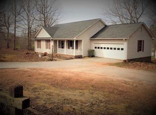 214 Crooked Tree Dr, Inman, SC 29349