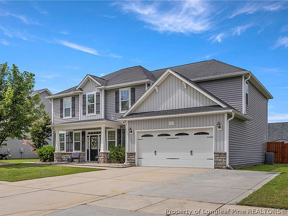 2nd image of 221 Fountain Grove Dr