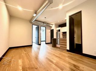 242 Hawthorne St #2B, Brooklyn, NY 11225