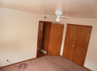 3484 Warren Rd APT 2, Cleveland, OH 44111