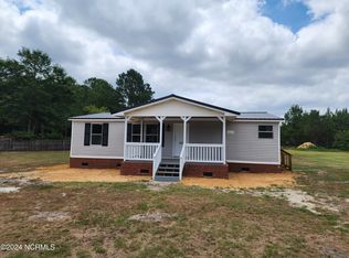 567 Davis Rd, Garland, NC 28441