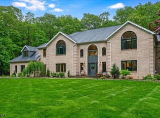 95 Under Rock Rd, Sparta, NJ 07871